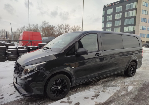 Mercedes-Benz Vito cena 120417 przebieg: 79293, rok produkcji 2018 z Kraków małe 106